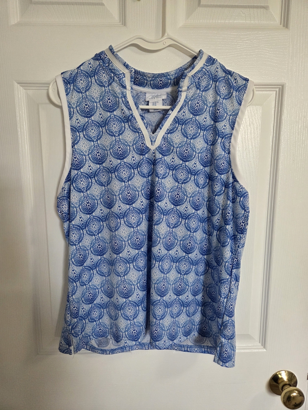 Sigrid Olsen Blue & White Printed Sleeveless V-Neck Tank